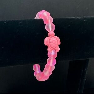 Turtle - Stretchy Bracelet- New! Bubble gum Pink with pink turtle